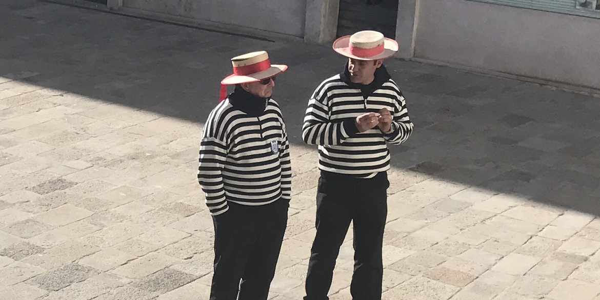 gondoliers.jpg (1)