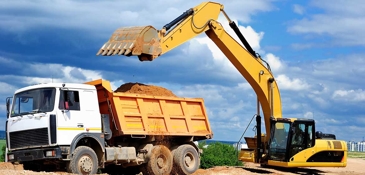 dumper-truck-being-loaded.jpg (1)